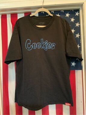 Cookies Men’s Short Sleeve Logo Tee - Black with Blue Accent